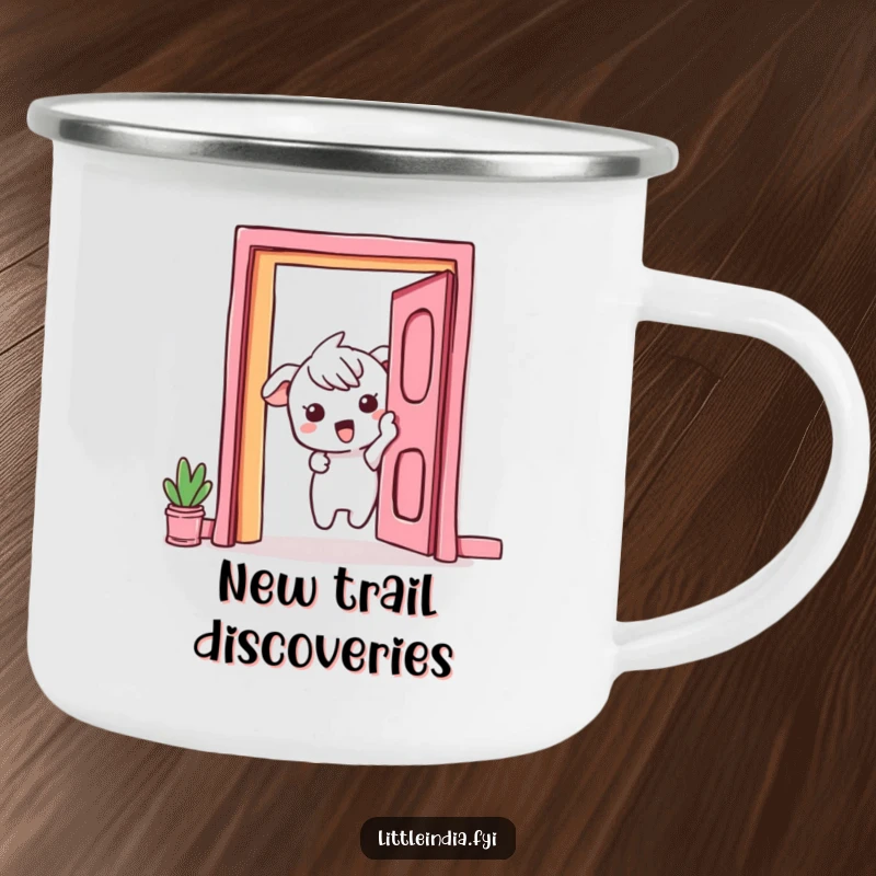 Funny Camping Mug: A curious character peeks excitedly from behind a vibrant doorway, perfect for outdoor exploration.